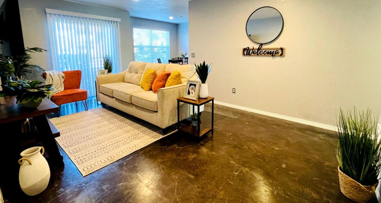 Evie'S Campus-Close 2 Bedroom Luxury Oklahoma City Exteriér fotografie